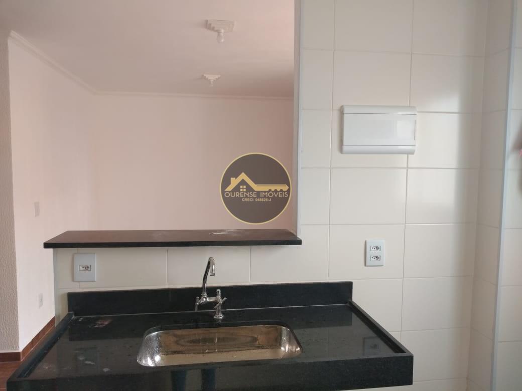 Apartamento à venda com 2 quartos, 42m² - Foto 9