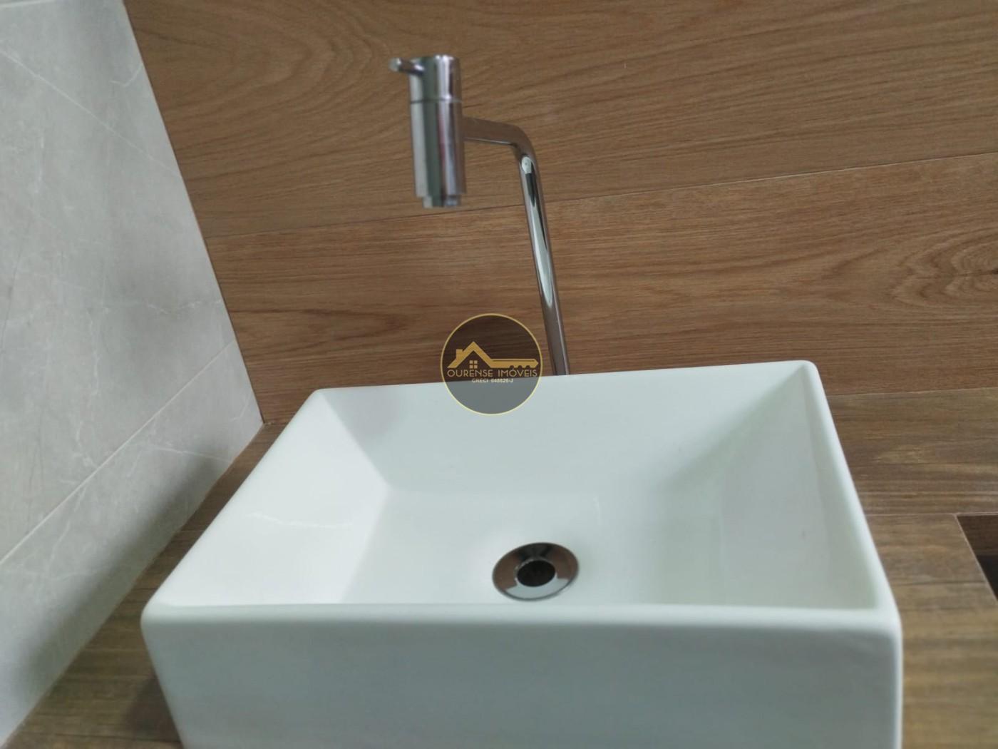 Casa à venda com 2 quartos, 40m² - Foto 3