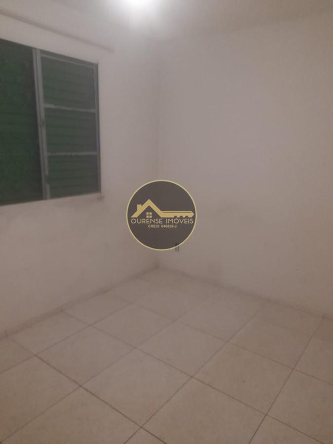 Casa à venda com 2 quartos, 40m² - Foto 13