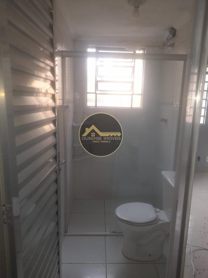 Casa à venda com 2 quartos, 40m² - Foto 11